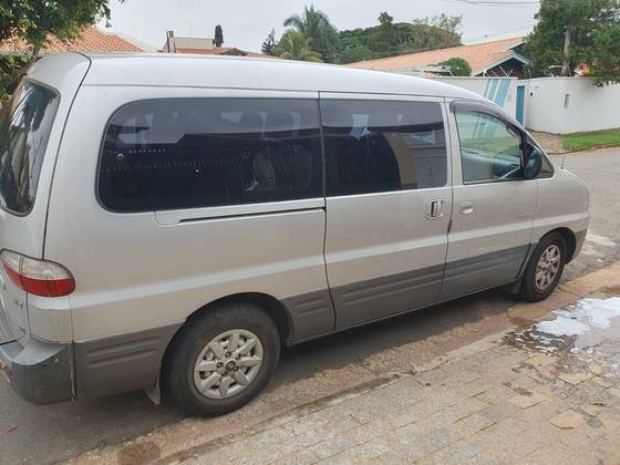 HYUNDAI H1 STAREX 2.5 SVX 12 LUGARES 8V TURBO INTERCOOLER DIESEL 3P MANUAL HYUNDAI H1 STAREX 2.5 SVX 12 LUGARES 8V TURBO INTERCOOLER DIESEL 3P MANUAL